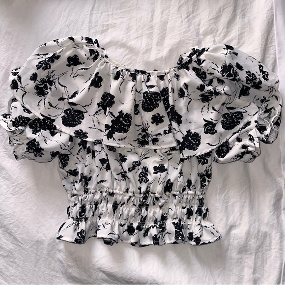 Flower Pattern Blouse Bought in Japan - Picture 2 of 4